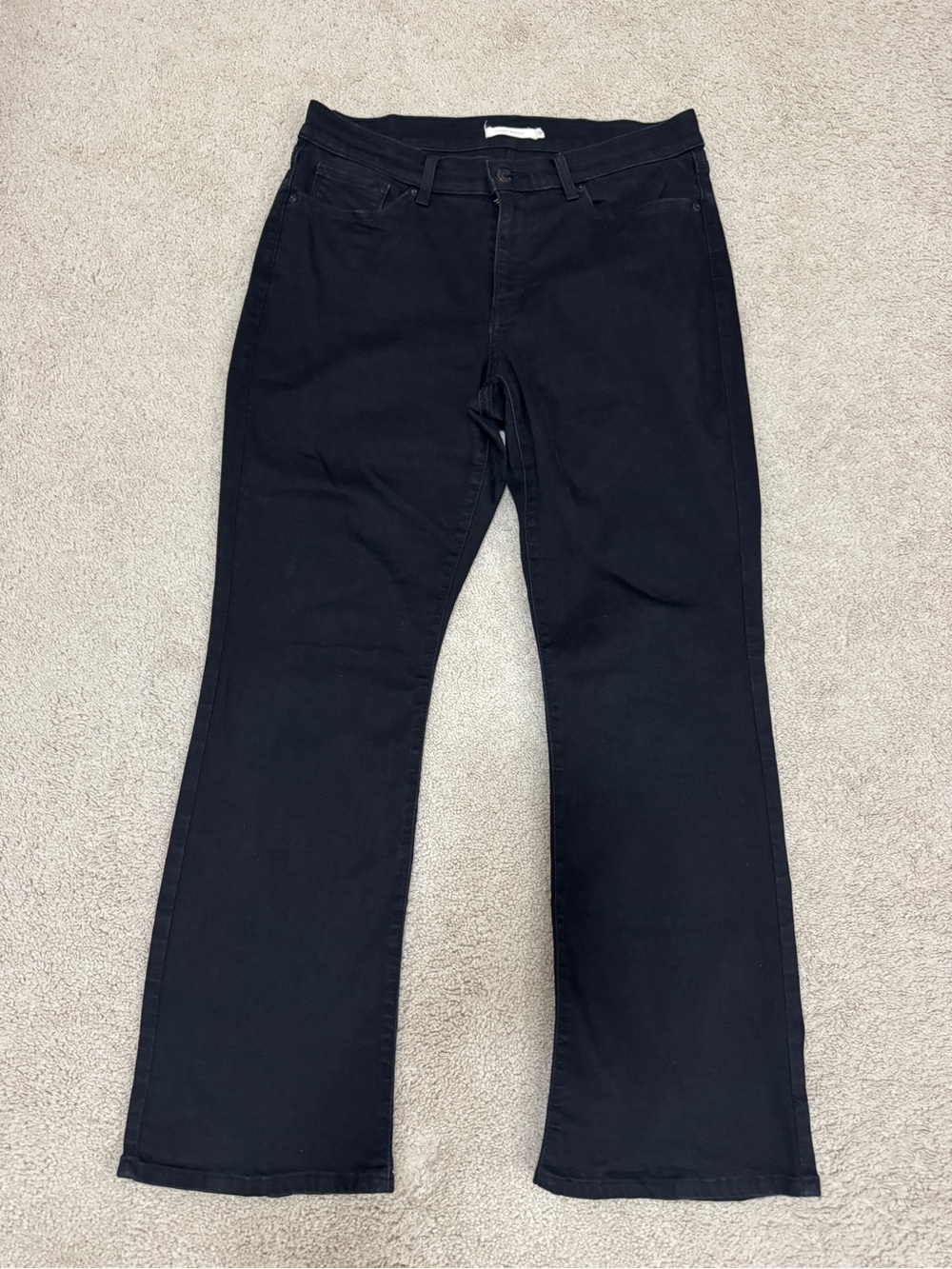 Levi’s Black Women's Jeans - Classic Straight Fit
